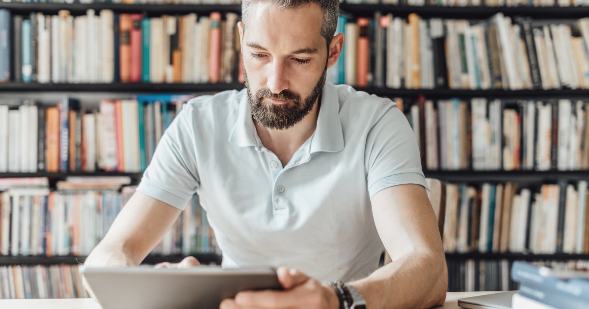 10 steps to choose the best enterprise content management solution for your hybrid workplace